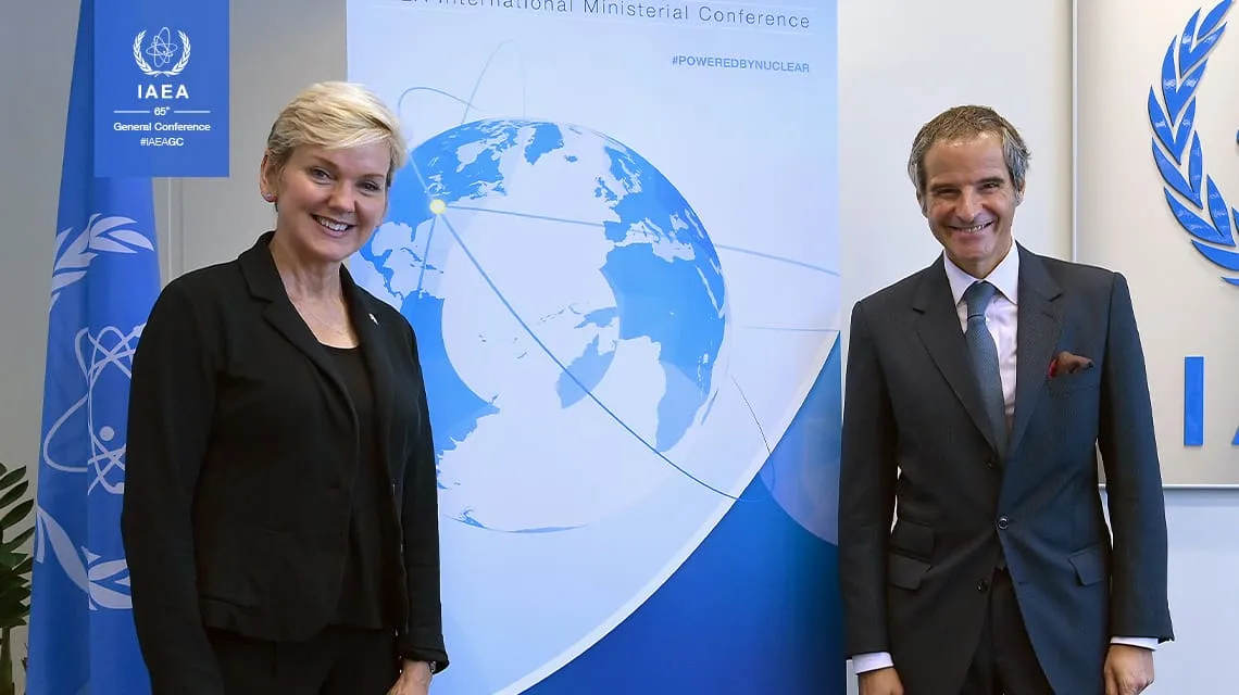 Comienza la quinta Conferencia Ministerial Internacional sobre Energía Nuclear en el Siglo XXI