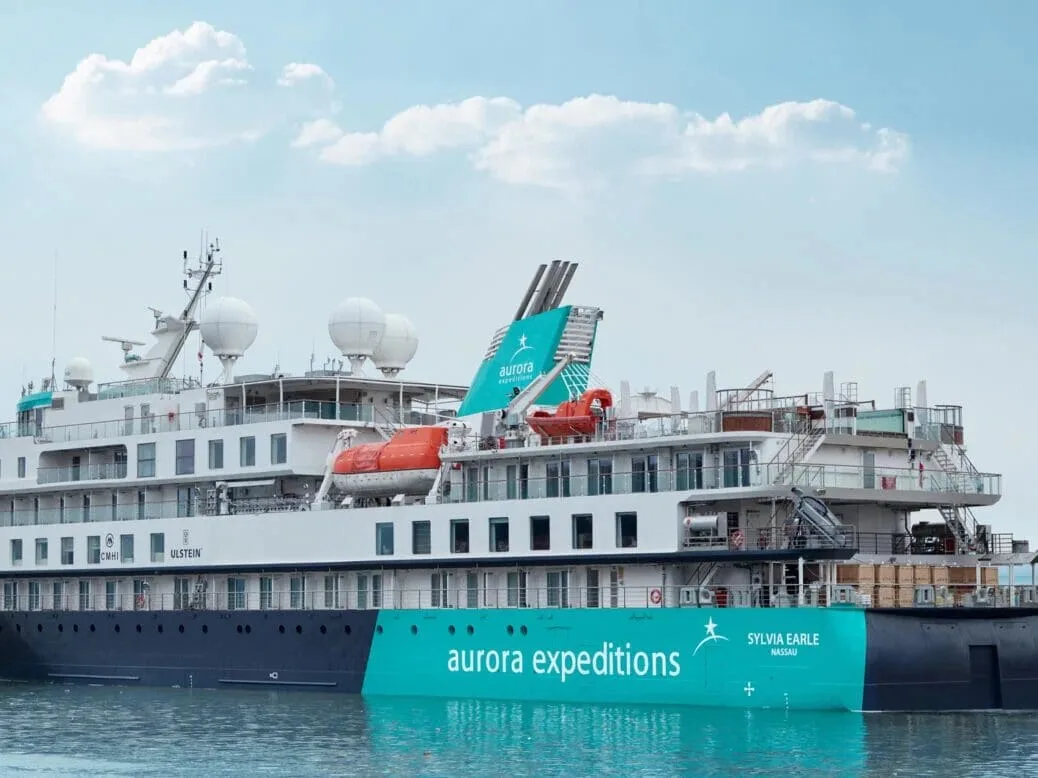 La empresa australiana Aurora Expeditions lanza su nuevo barco de expediciones Sylvia Earle