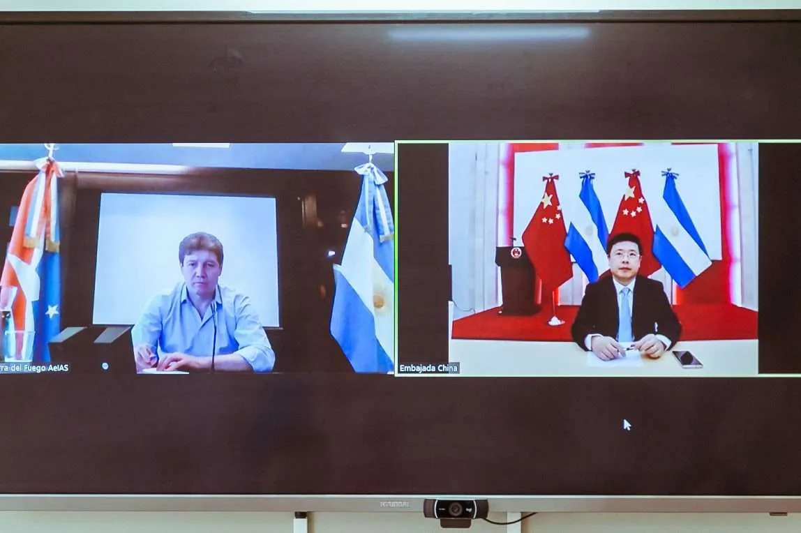 Informes de inteligencia acusan a Argentina de permitir la construcción de una base china en el país