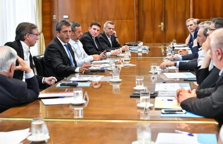 Sergio Massa se reunió con los principales referentes del sector pesquero argentino