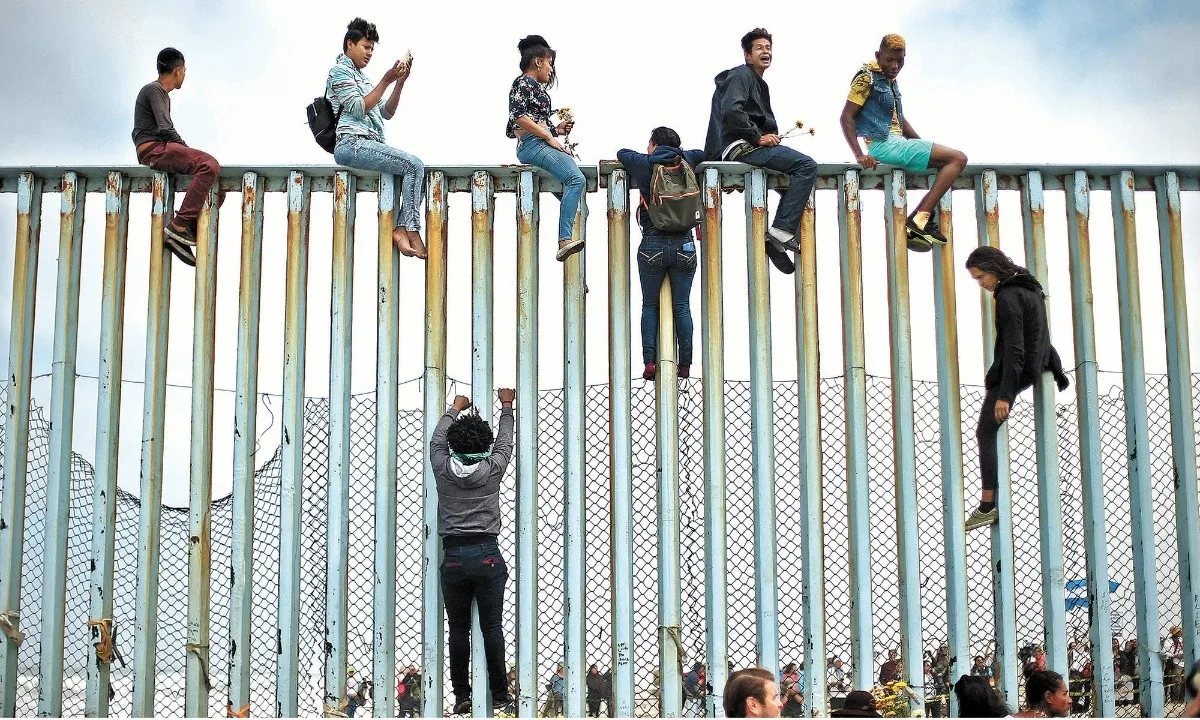 La Corte Suprema de Estados Unidos ordena mantener la norma sanitaria Título 42