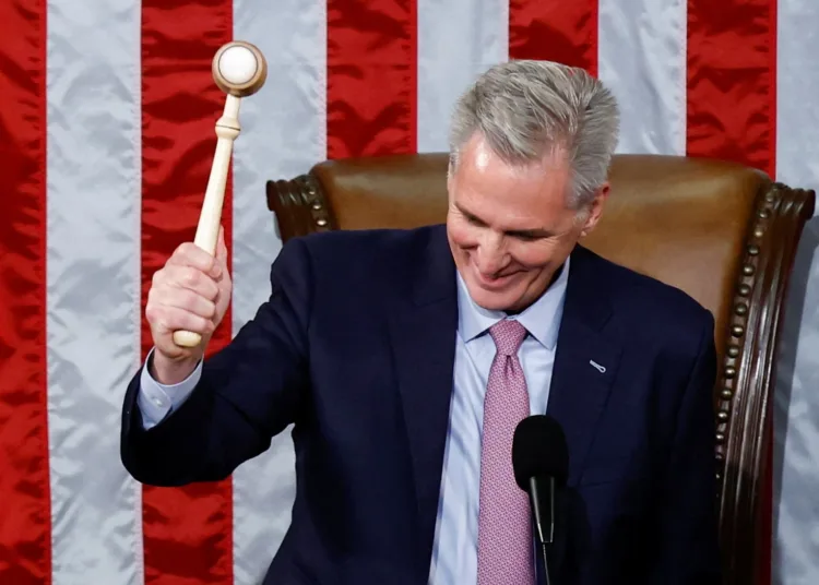 Speaker of the House Kevin McCarthy (R-CA) bangs the Speaker's gavel for the first time after being elected the next Speaker of the U.S. House of Representatives in a late night 15th round of voting on the fourth day of the 118th Congress at the U.S. Capitol in Washington, U.S., January 7, 2023. REUTERS/Evelyn Hockstein