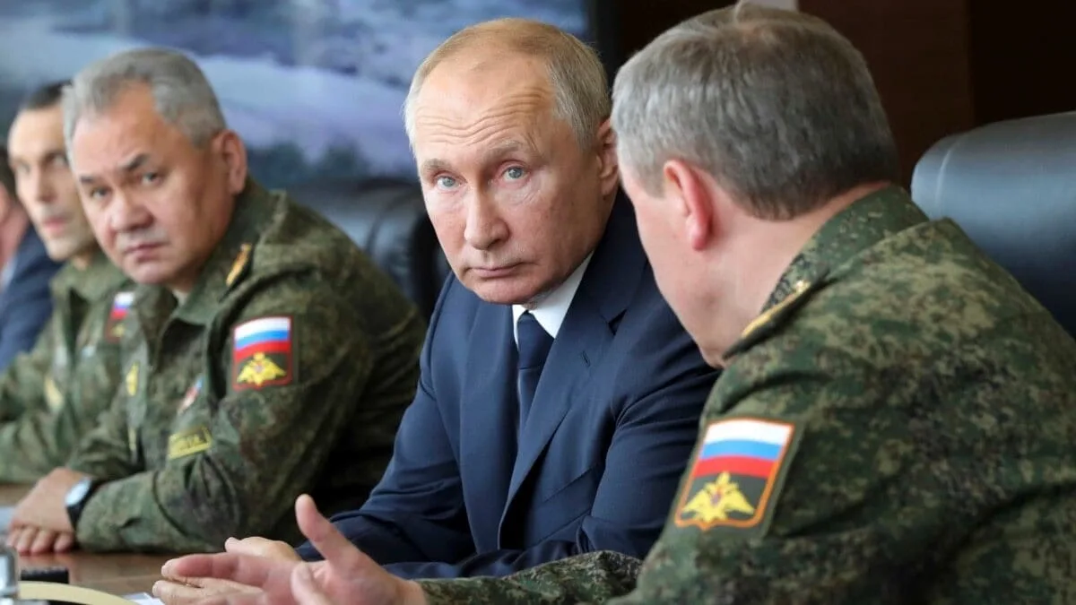 Putin ordena aumentar el número de militares y reforzar la frontera con Finlandia