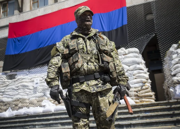 25/09/2020 Supuestos mercenarios rusos custodiando el ayuntamiento de Sloviansk, en Ucrania, en abril de 2014
POLITICA EUROPA UCRANIA INTERNACIONAL
MICHAL BURZA / ZUMA PRESS / CONTACTOPHOTO