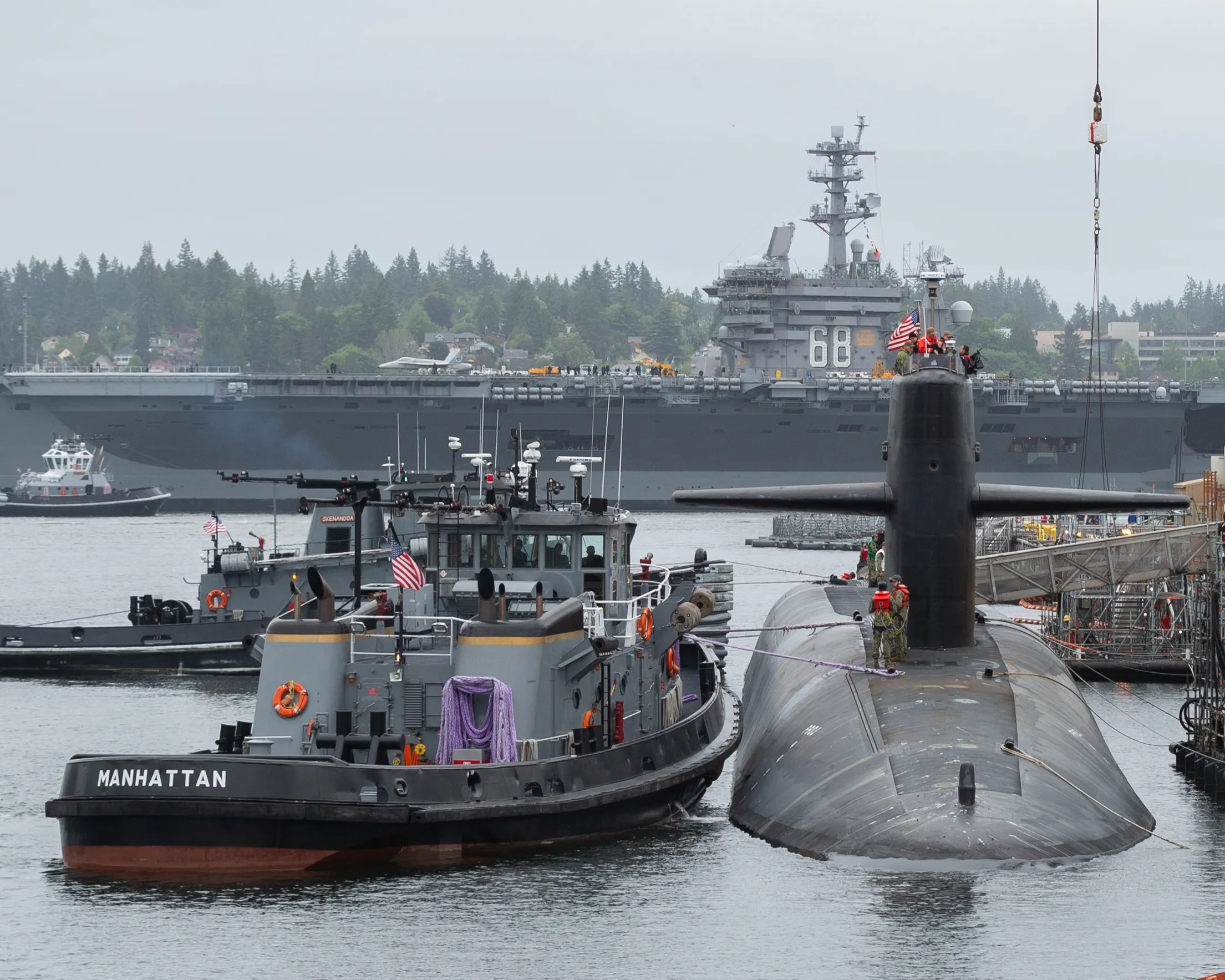 Almirantes de Corea del Sur, Estados Unidos y Japón fortalecen la cooperación trilateral a bordo de submarino nuclear