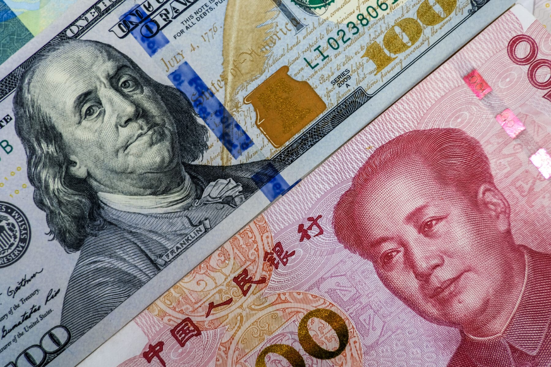 ¿Puede el yuan chino desplazar al dólar estadounidense?