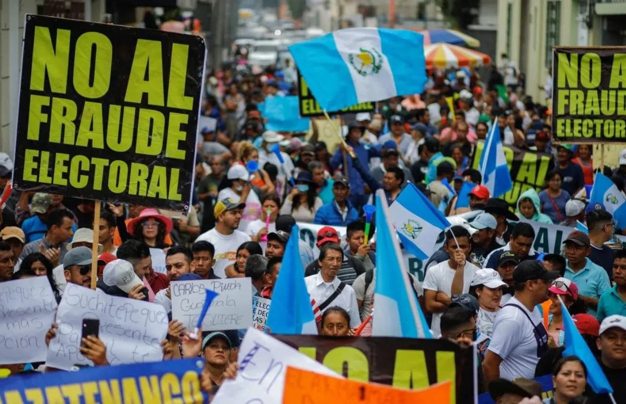Se agudiza la crisis electoral en Guatemala