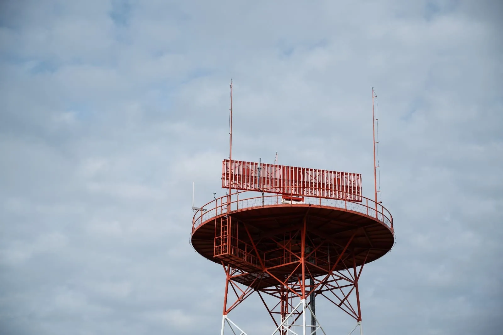 INVAP inaugura un nuevo radar de vigilancia modernizado
