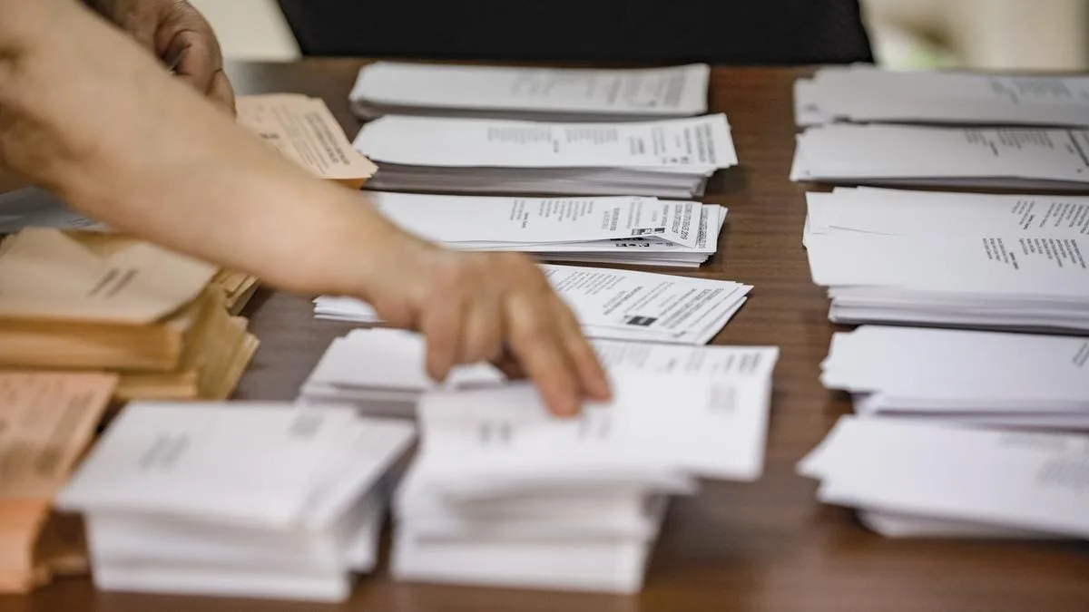 España se enfrenta a una incertidumbre política tras la ajustada elección parlamentaria