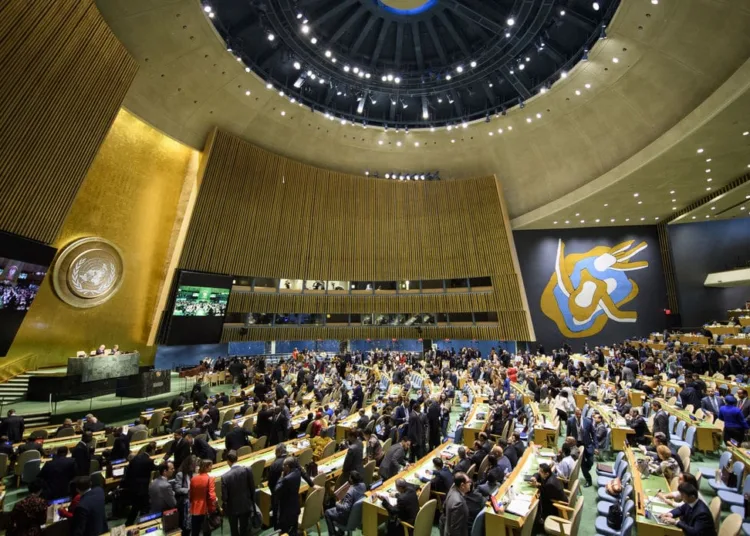 Wide view of the Hall during the opening of the meeting.

86th plenary meeting

Election of five non-permanent members of the Security Council [item 112(a)]

(a) By-election (A/71/896)

(b) Election of five non-permanent members of the Security Council