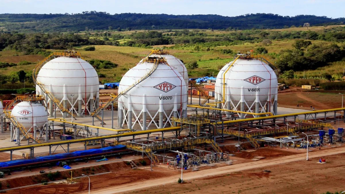 Brasil propone invertir en plantas petroquímicas bolivianas