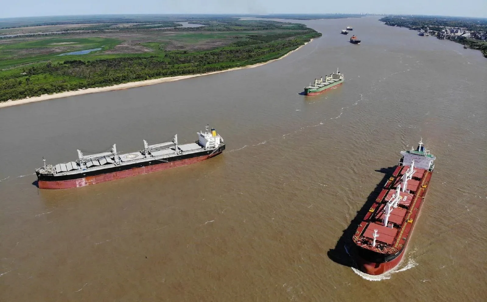 Argentina mantiene tarifas en la Hidrovía del Paraná después de fallar las negociaciones