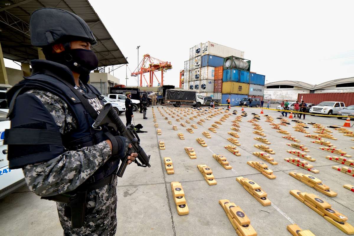 Ecuador autoriza el ingreso de tropas estadounidenses para realizar operativos conjuntos