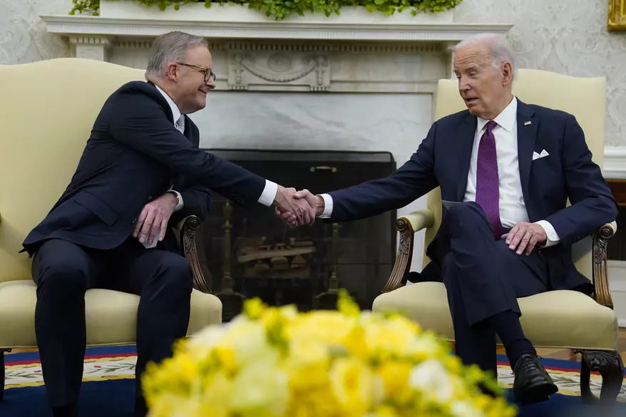 Joe Biden y el primer ministro australiano discuten sobre la agresión china y el acuerdo de submarinos nucleares