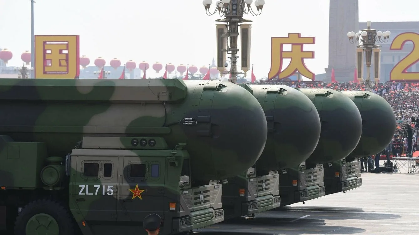 China y Estados Unidos acuerdan conversaciones sobre control de armas nucleares