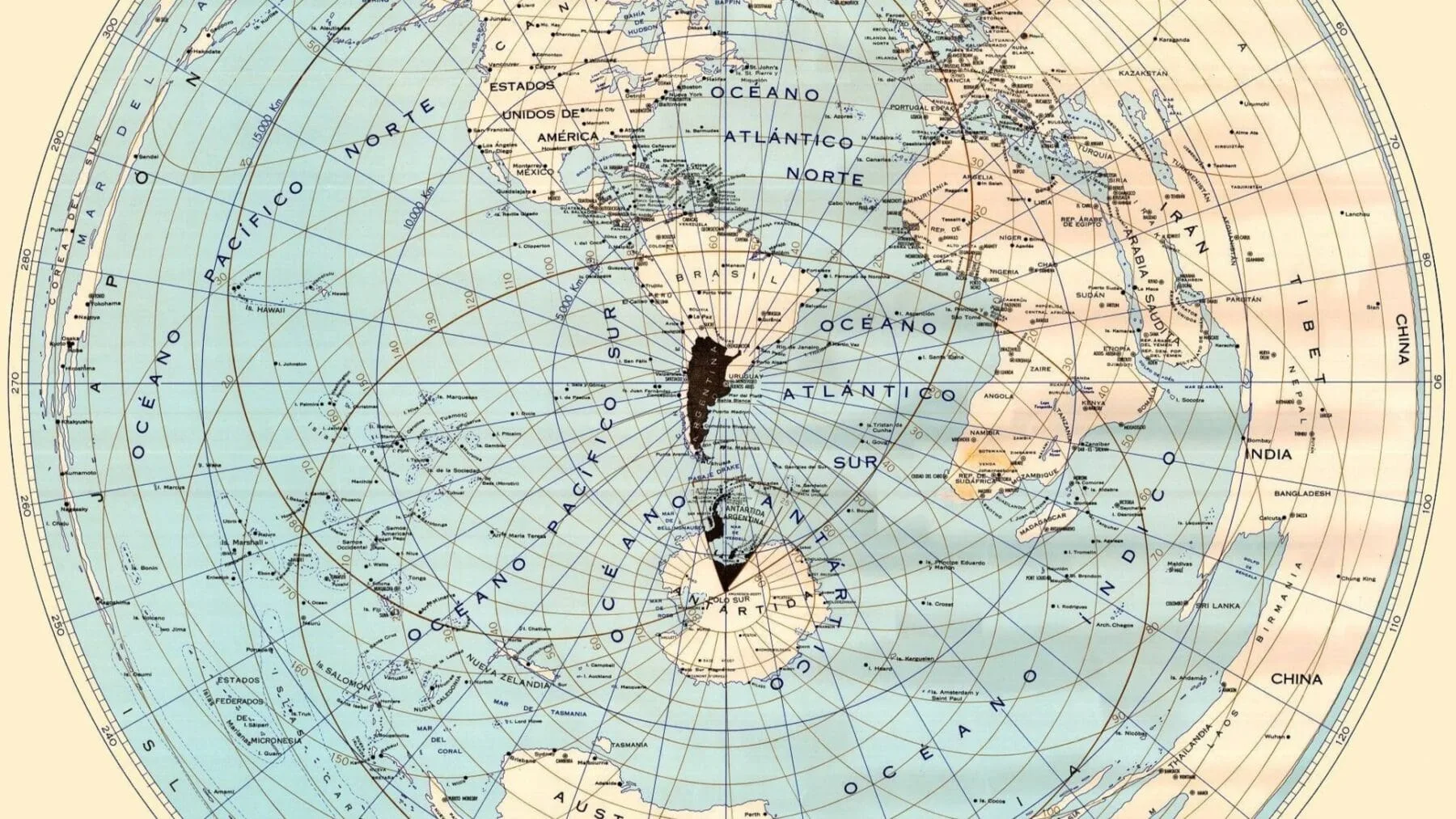 Reconstruyendo la política de Defensa Nacional: adaptación a un mundo cambiante