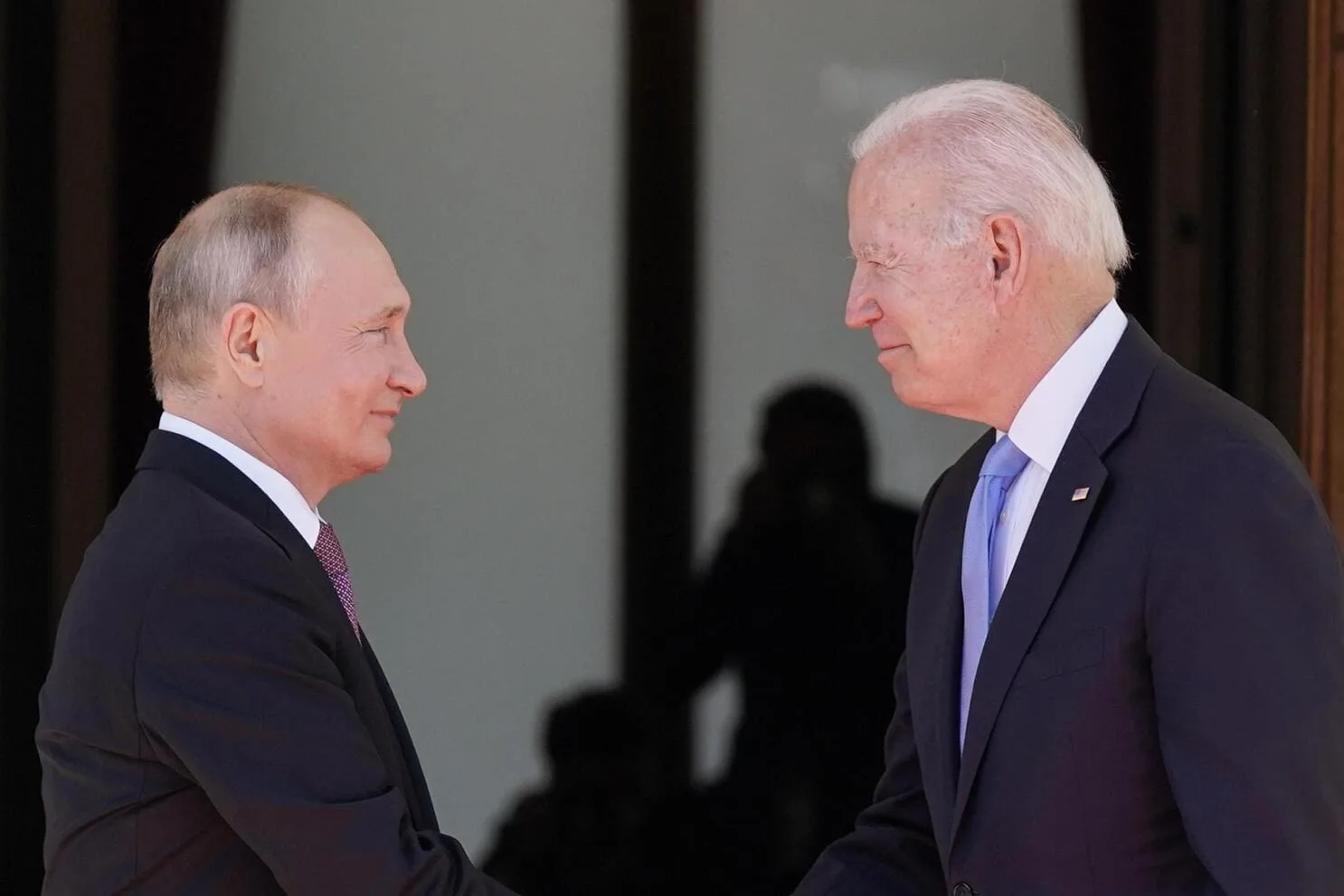 Putin califica de “disparate” las advertencias de Biden sobre la OTAN
