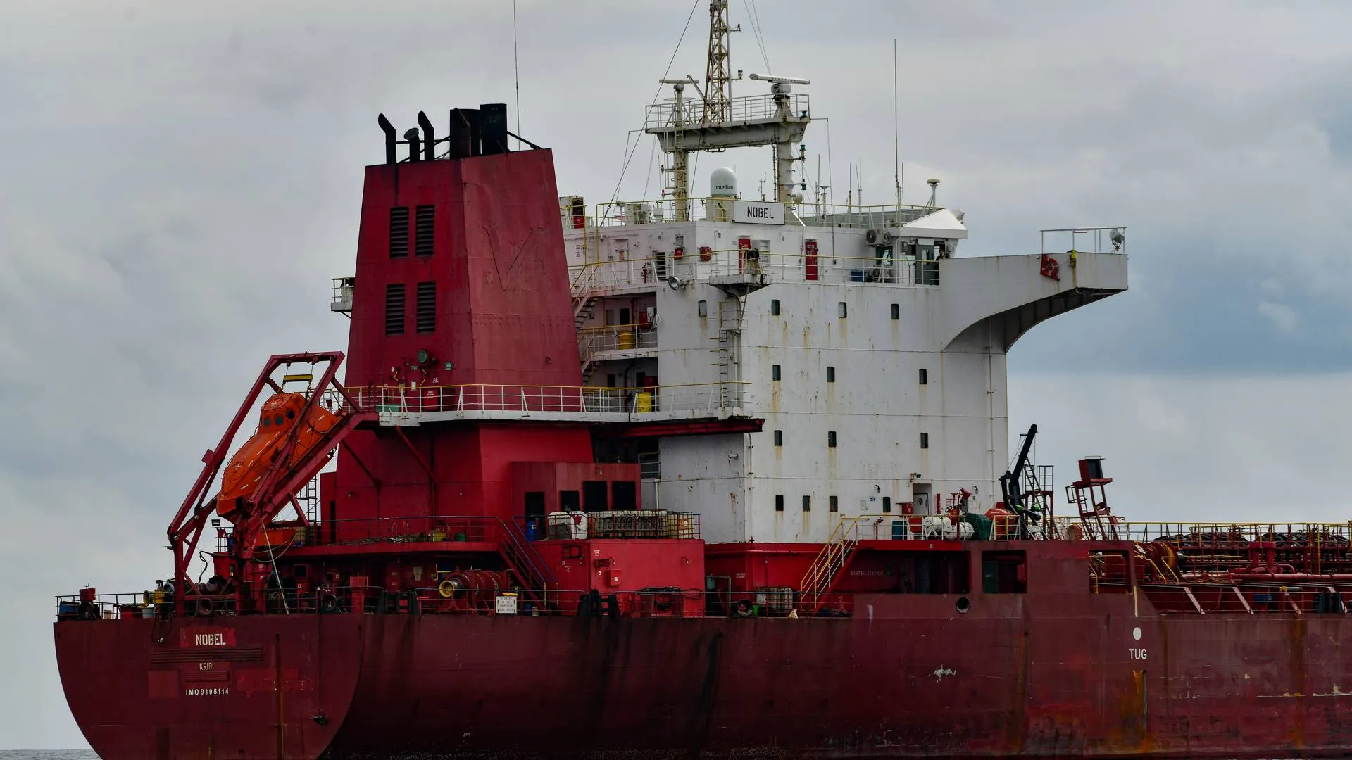 Sanciones y desafíos: barriles de petróleo rusos no llegan a destino en India