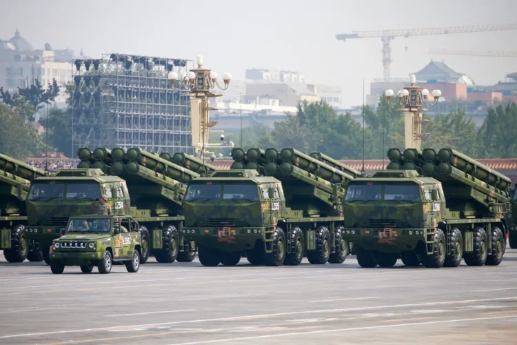 FORMACIÓN DE MISILES NUCLEARES DEL DESFILE MILITAR DEL DÍA NACIONAL DE CHINA
