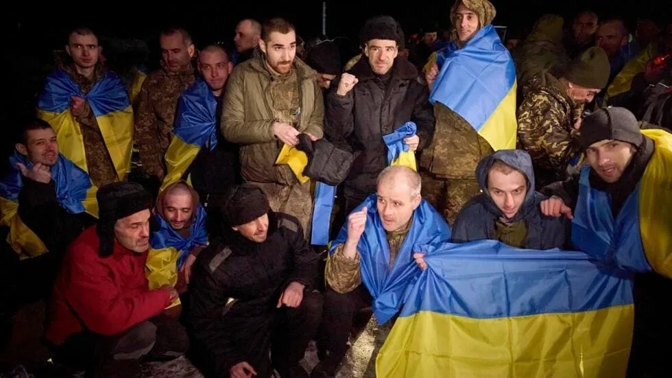 Rusia y Ucrania intercambiaron prisioneros en la mayor liberación desde el inicio de la guerra