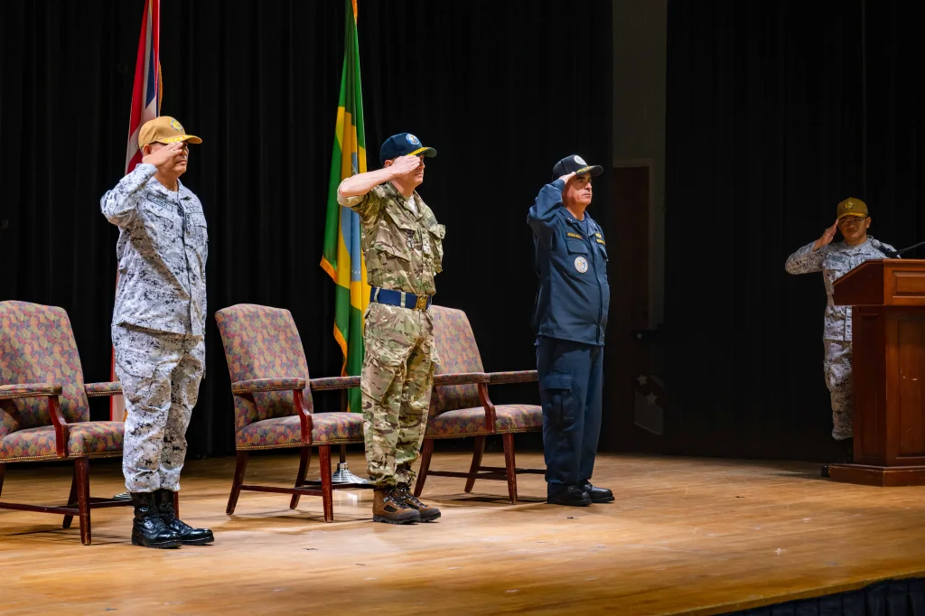 Brasil asume el comando de la fuerza combinada anti-piratería Combined Task Force 151
