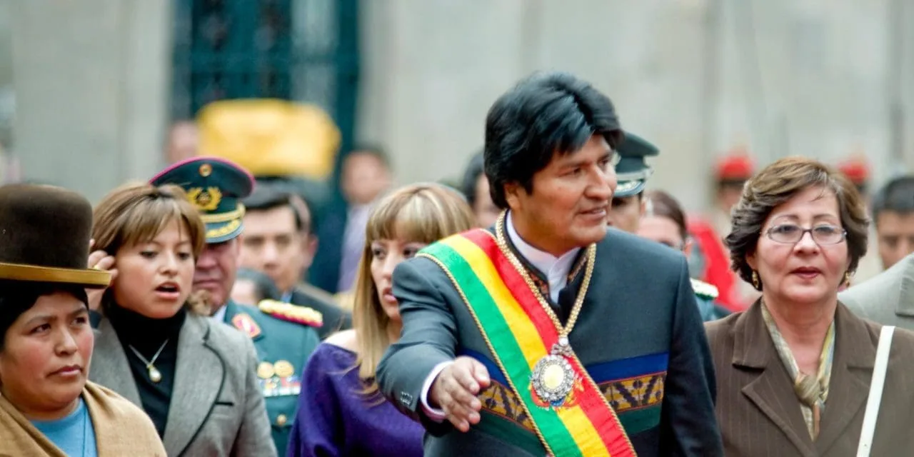 Anulan en Bolivia la reelección indefinida y dejan a Evo Morales fuera de la carrera presidencial