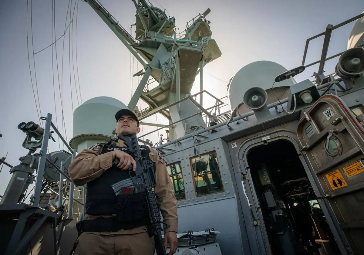 Estados Unidos y sus aliados prometen una mayor respuesta militar si persisten los ataques en el Mar Rojo