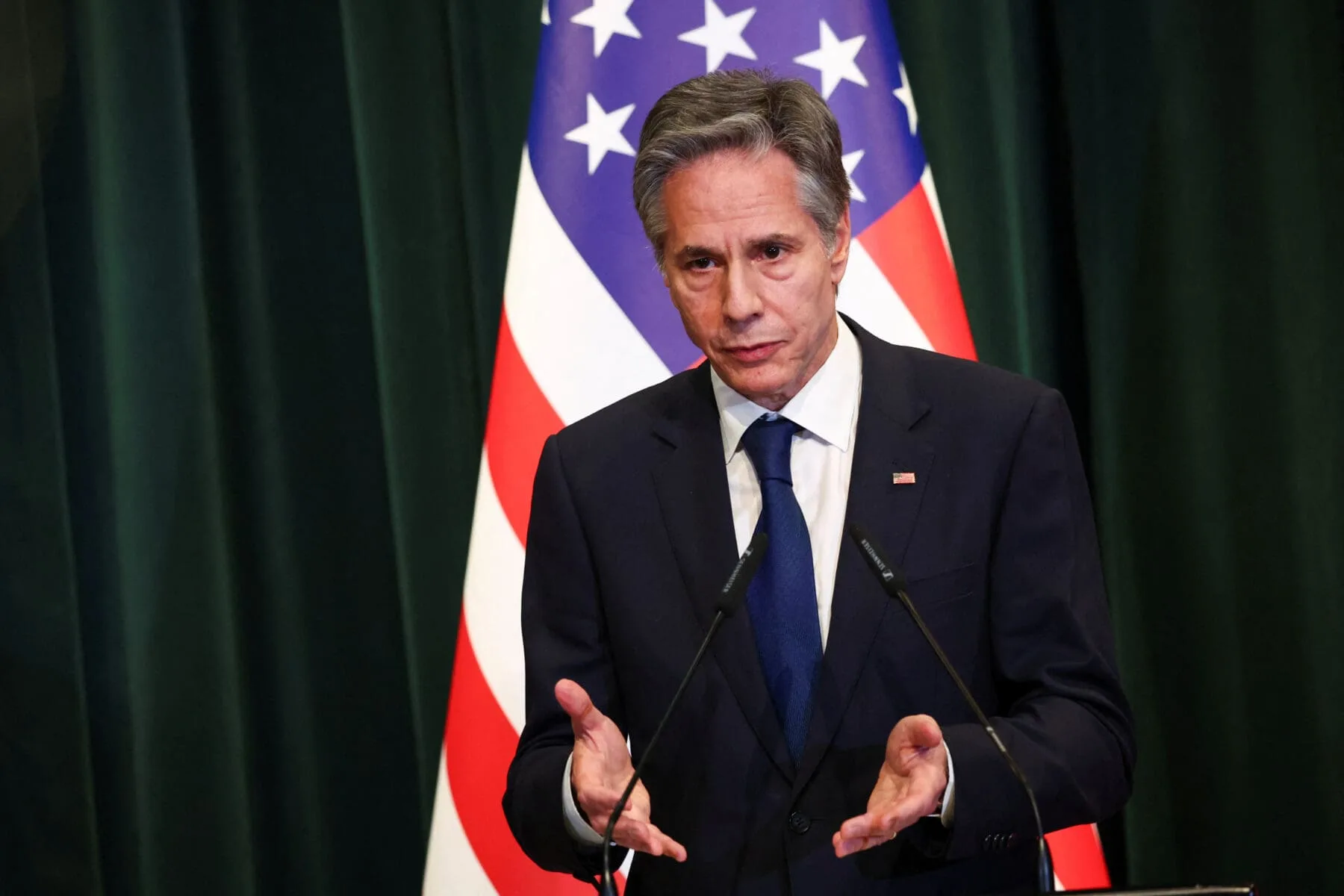 ¿Cuál es la agenda del Secretario de Estado de EE. UU. en Argentina y Brasil?