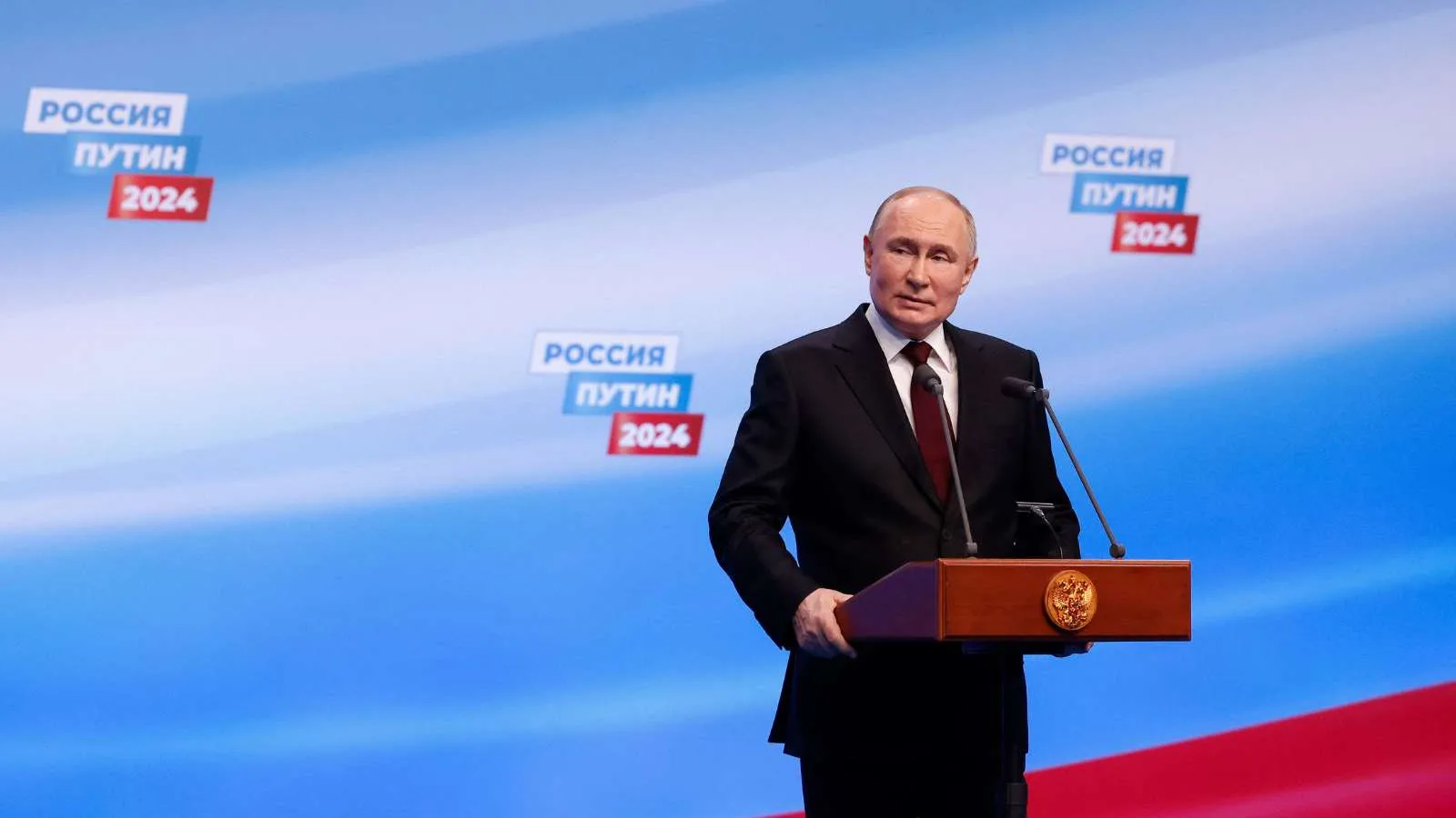 Putin se impone en elecciones rusas plagadas de señalamientos de falta de libertad y competencia