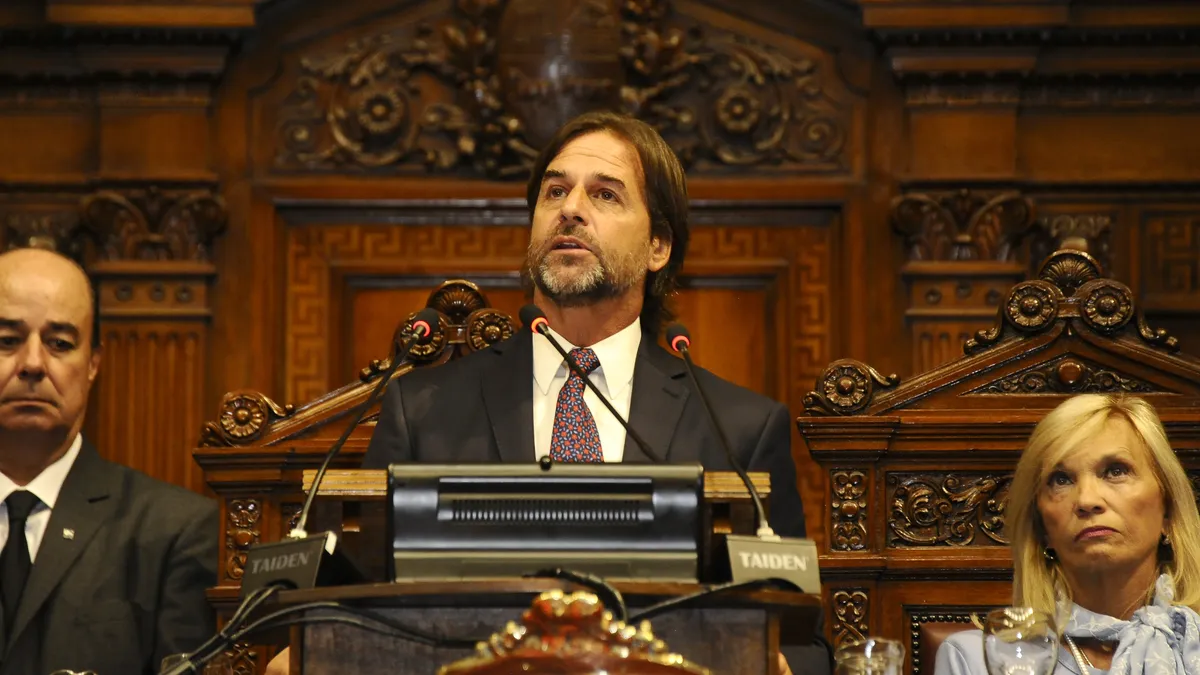 Lacalle Pou dice que Brasil y Argentina “encerraron” a Uruguay e impidieron un acuerdo con China