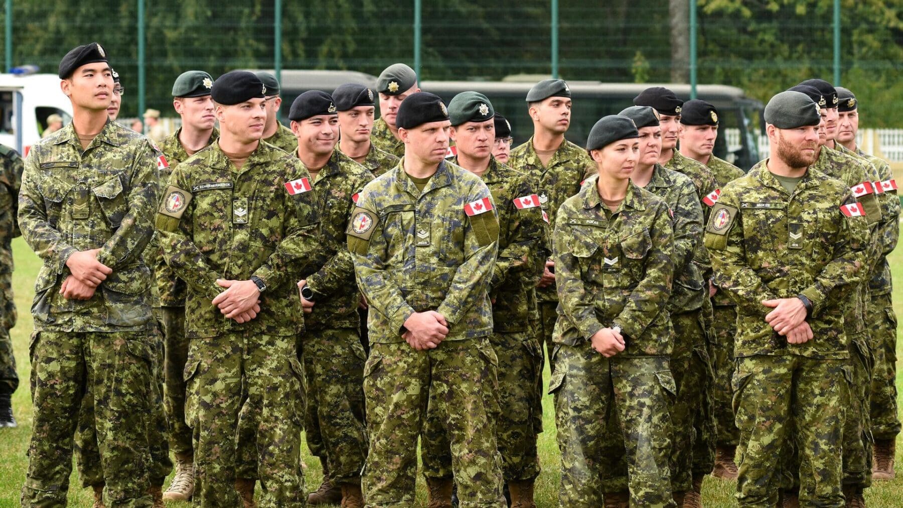 Canadá invertirá miles de millones en defensa, pero no alcanzará el compromiso del 2% de la OTAN