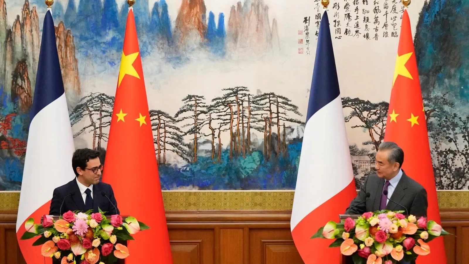 Francia pide a China que envíe un “mensaje claro” sobre la guerra entre Rusia y Ucrania