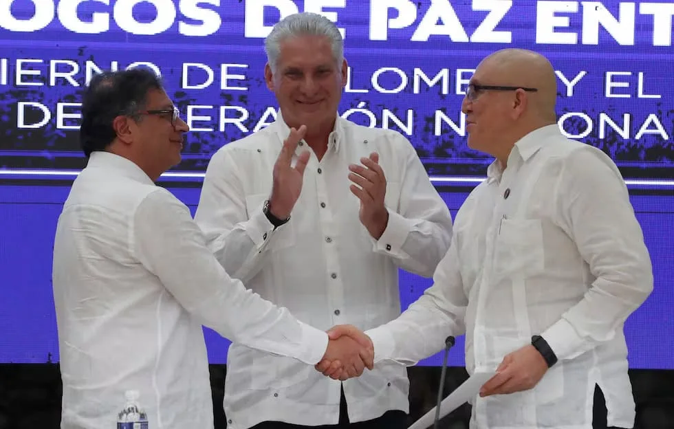 El gobierno colombiano y el Ejército de Liberación Nacional llegaron a un acuerdo sobre el primer punto del diálogo de paz