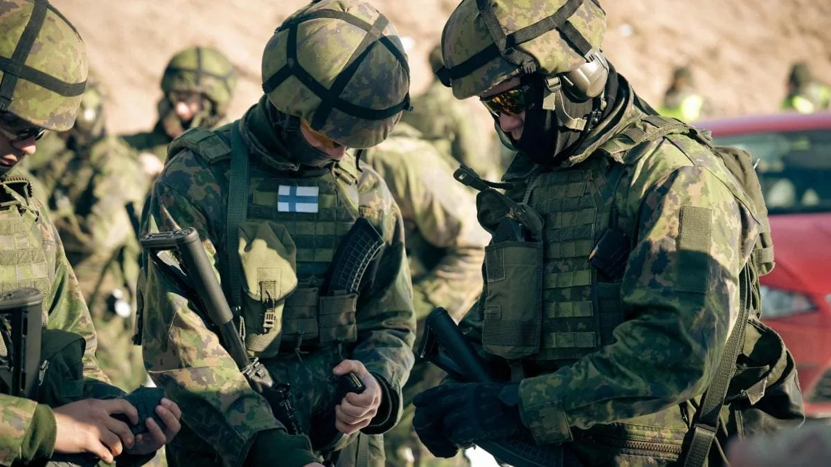 Finlandia se prepara para recibir tropas de la OTAN