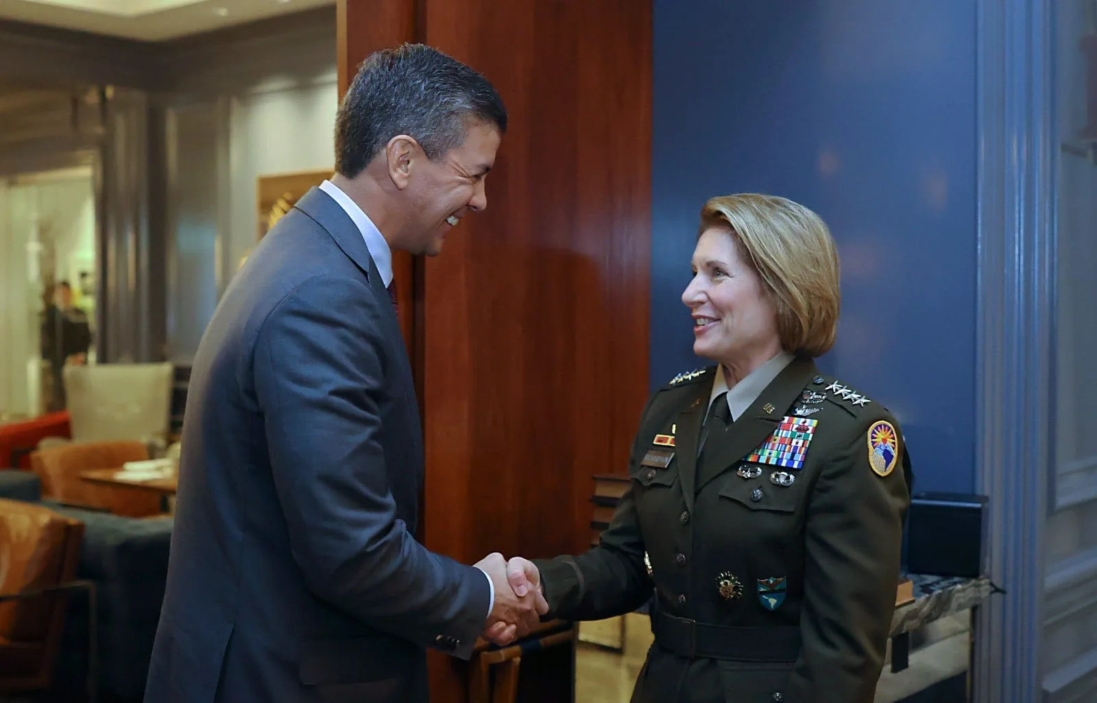 Estados Unidos avanza en América Latina: Richardson se reunió con Peña