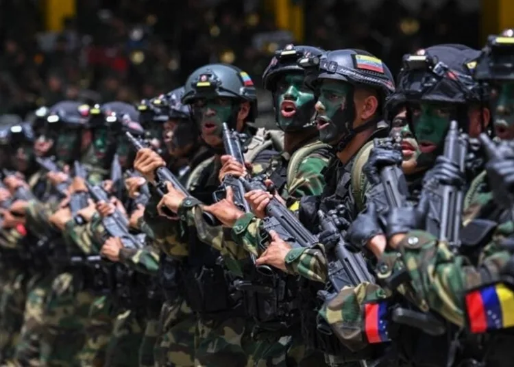Venezuela se prepara para una intervención militar de Estados Unidos