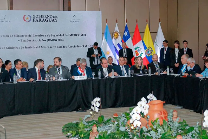 Ministros del Mercosur y países asociados abordan desafíos comunes en lucha contra el crimen organizado