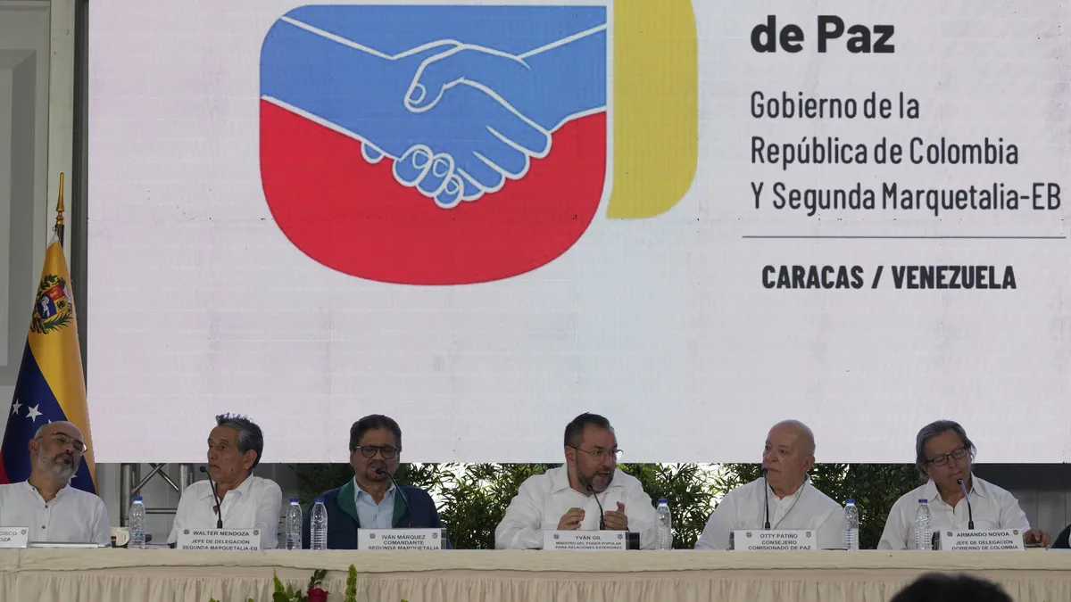 Colombia inicia conversaciones de paz con la Segunda Marquetalia, disidencia de las FARC