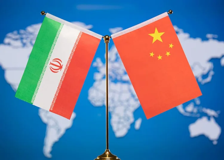 banderas de China e Irán