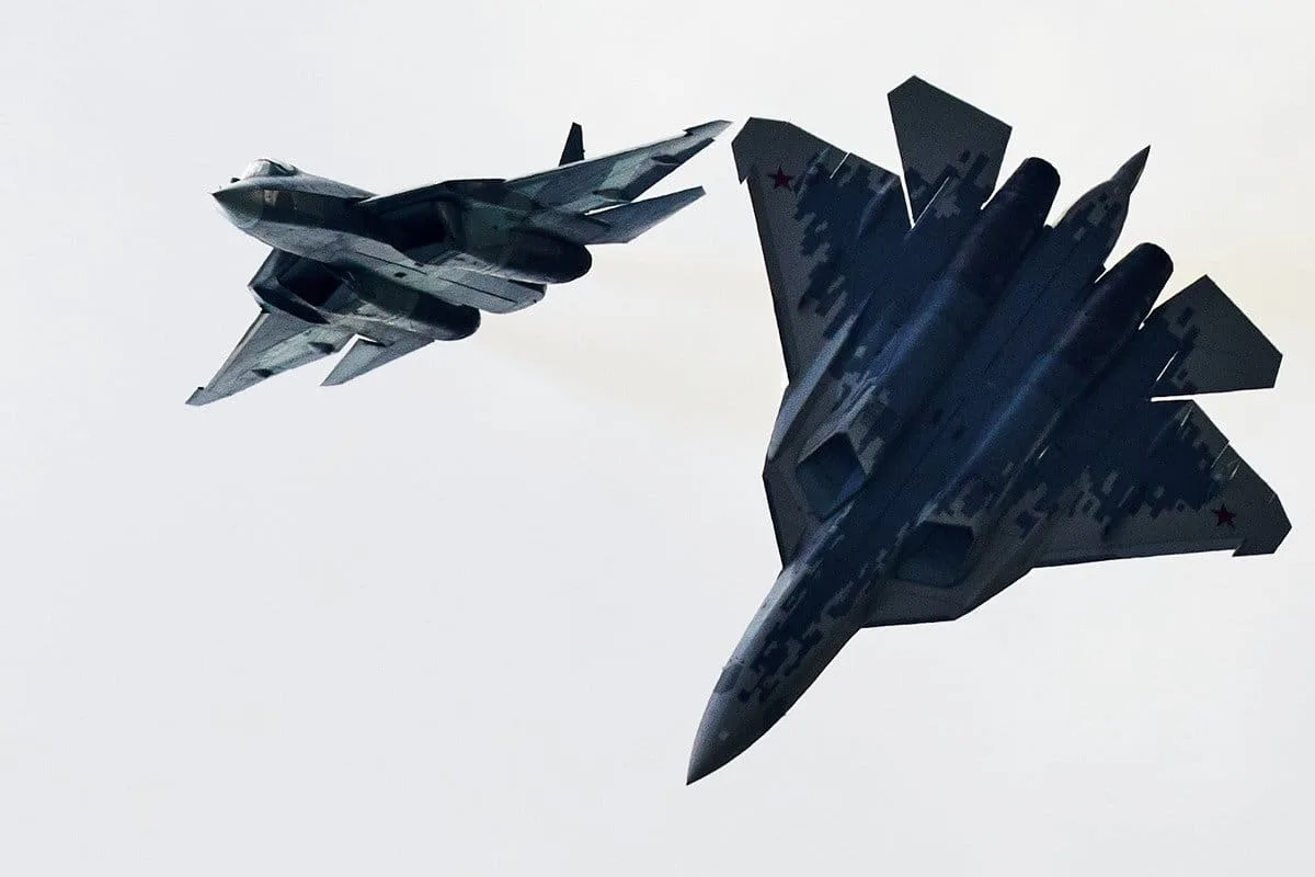 El ataque ucraniano al caza Su-57 pone al descubierto las debilidades de las defensas aéreas de Rusia y golpea el orgullo de Moscú