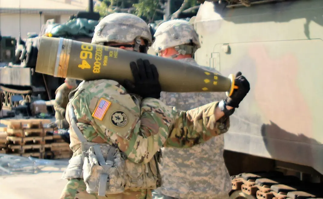 Por la agresión de Rusia a Ucrania, Lituania decide abandonar la Convención sobre municiones en racimo