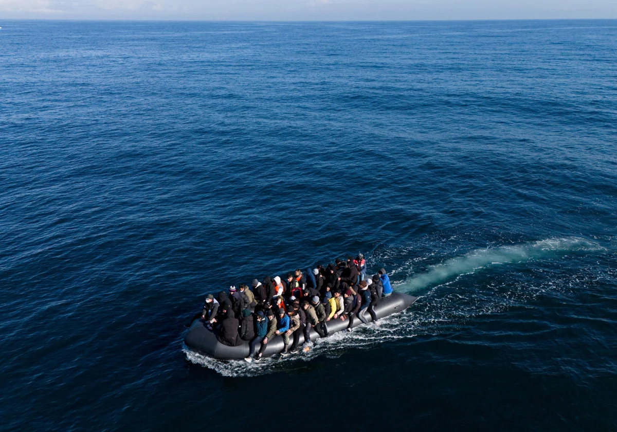 El Reino Unido implementará un plan de asistencia en África y Medio Oriente para resolver la crisis migratoria