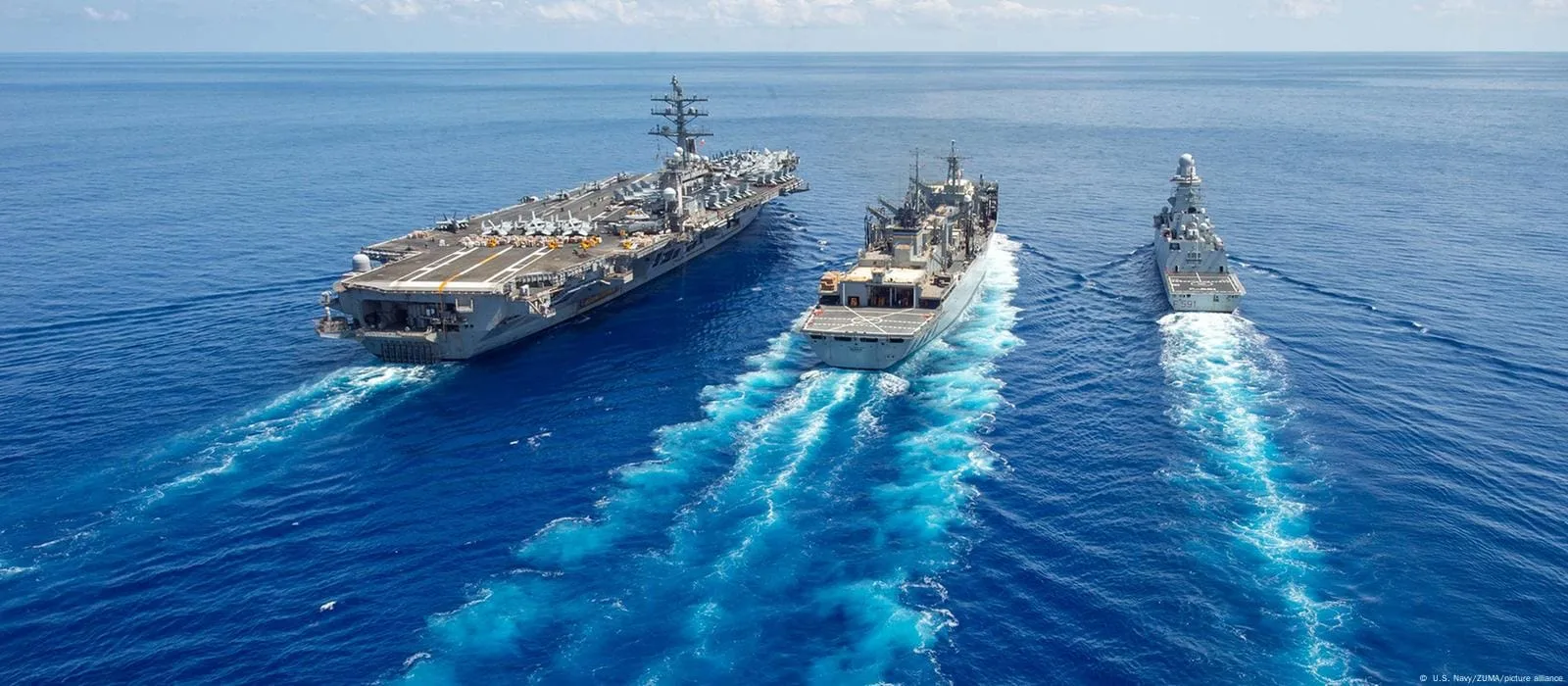 Aviones de guerra, barcos y tropas estadounidenses listos en Medio Oriente si el conflicto se expande