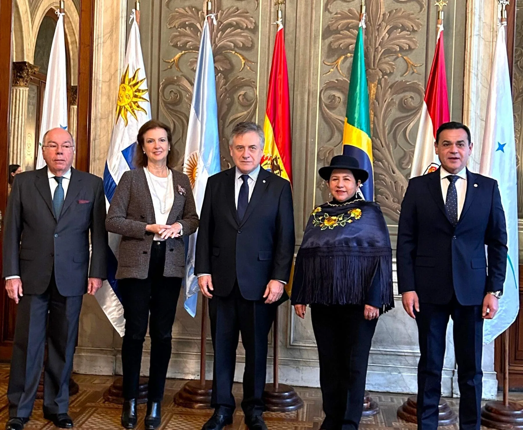 Argentina busca promover una alternativa para flexibilizar el MERCOSUR y abrir la región al mundo