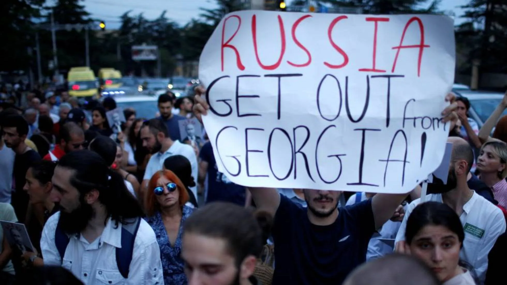 Rusia deja abierta la posibilidad de negociar la retirada en Georgia