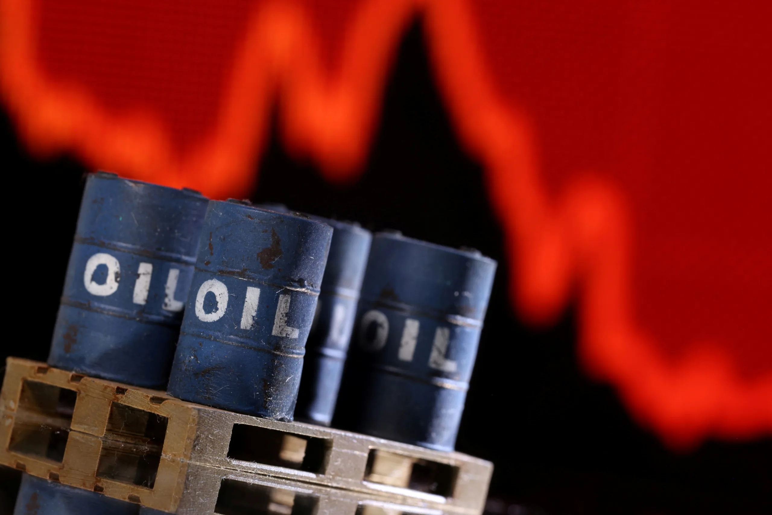 Se extiende la caída en el precio del petróleo ante una posible solución diplomática en el Líbano