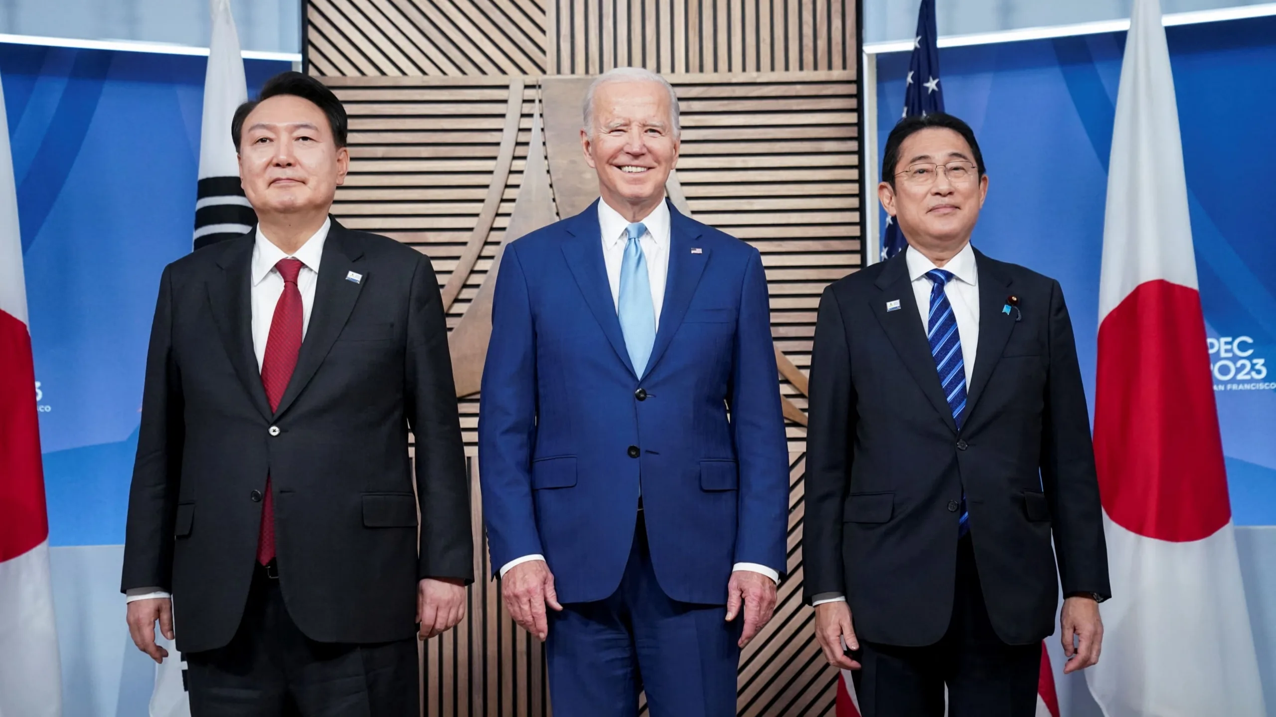 Líderes de Corea del Sur, Estados Unidos y Japón celebraron cumbre en Perú durante el APEC