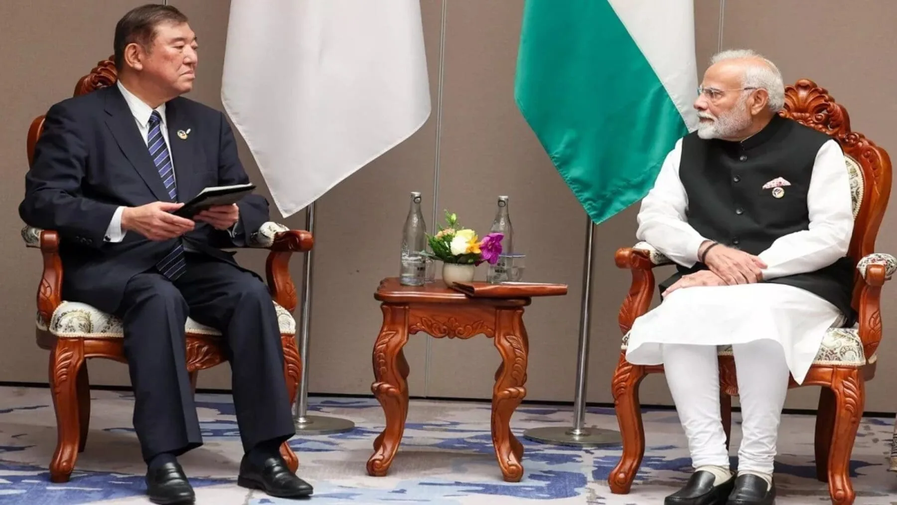 India y Japón celebran conversaciones para afianzar la cooperación militar