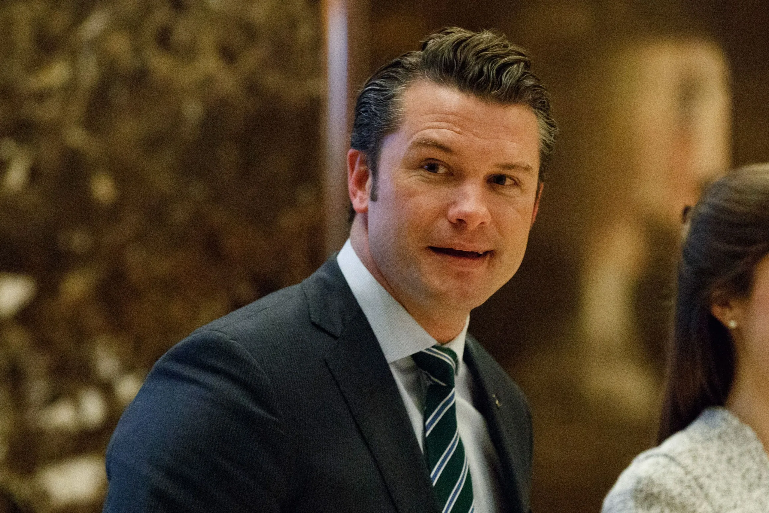 Trump elige a Pete Hegseth como secretario de Defensa de los EE.UU.