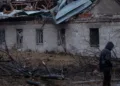 Imágenes del ataque ruso sobre Dnipro, Ucrania, el 21 de noviembre de 2024. Créditos: Servicio de Emergencias de Ucrania vía AP